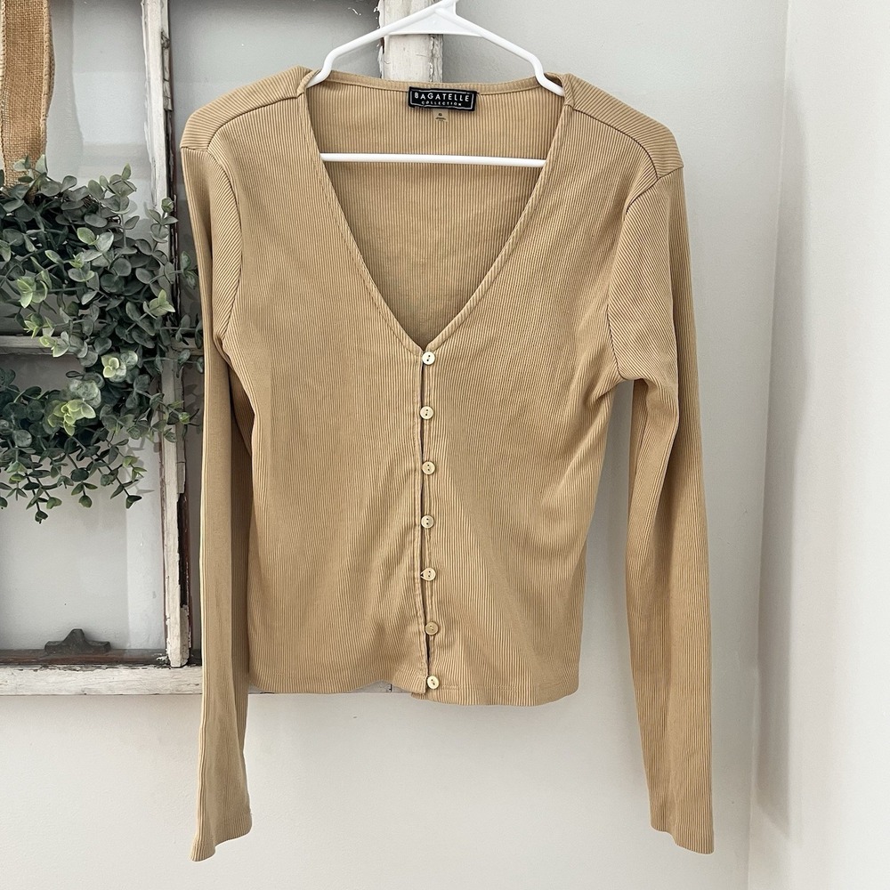 Bagatelle Camel Tan Rubbed Stretchy Button Up Shirt Capsule Wardrobe Basic Small